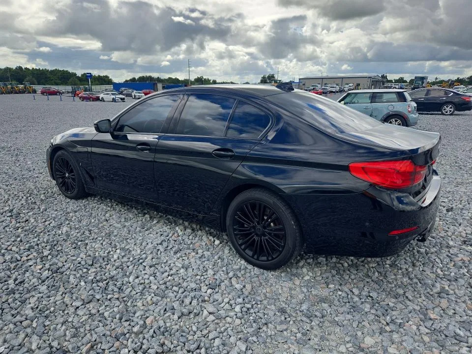 WBAJA9C50KB398991 — 2019 BMW 530E photo 2