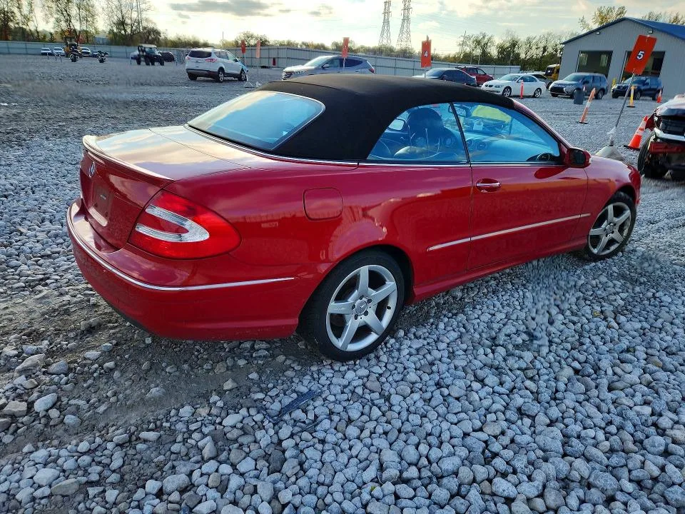 WDBTK75G05T053386 — 2005 MERCEDES-BENZ CLK photo 3