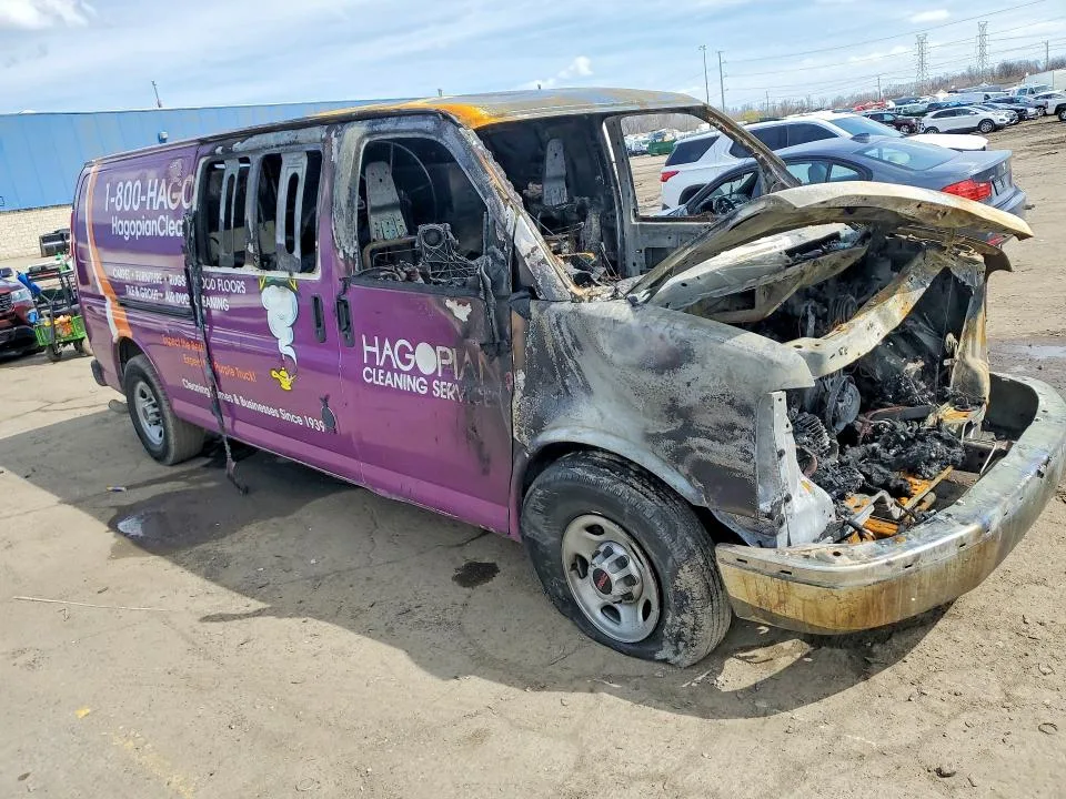1GTZ7HF71N1140131 — 2022 GMC SAVANA photo 4