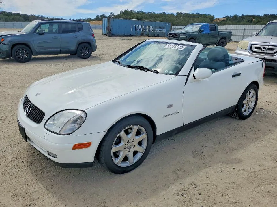 WDBKK47FXWF021401 — 1998 MERCEDES-BENZ SLK