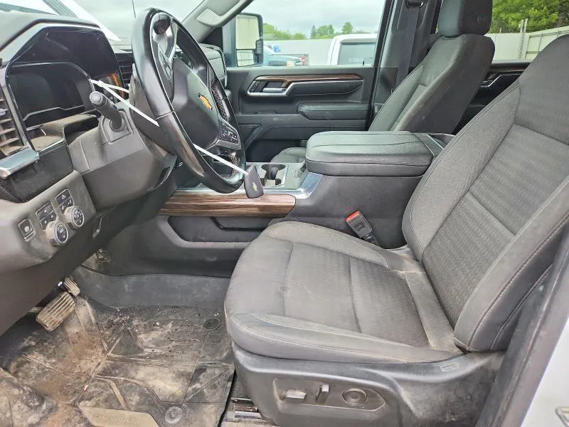 2GC4YTEYXR1102482 — 2024 CHEVROLET SILVERADO photo 7