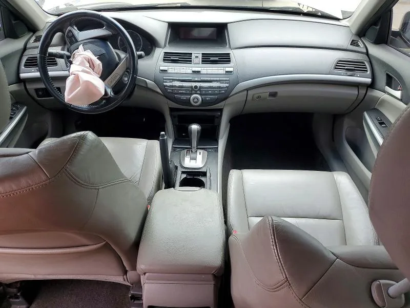 1HGCP2F88AA103102 — 2010 HONDA ACCORD photo 8
