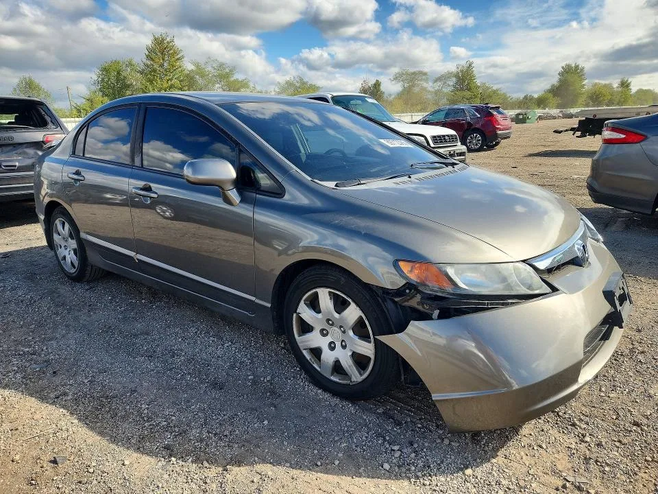 1HGFA16588L103307 — 2008 HONDA CIVIC photo 4