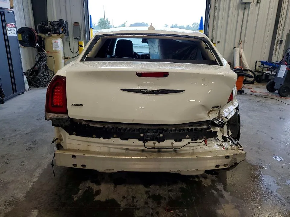 2C3CCASG6NH193847 — 2022 CHRYSLER 300 photo 6