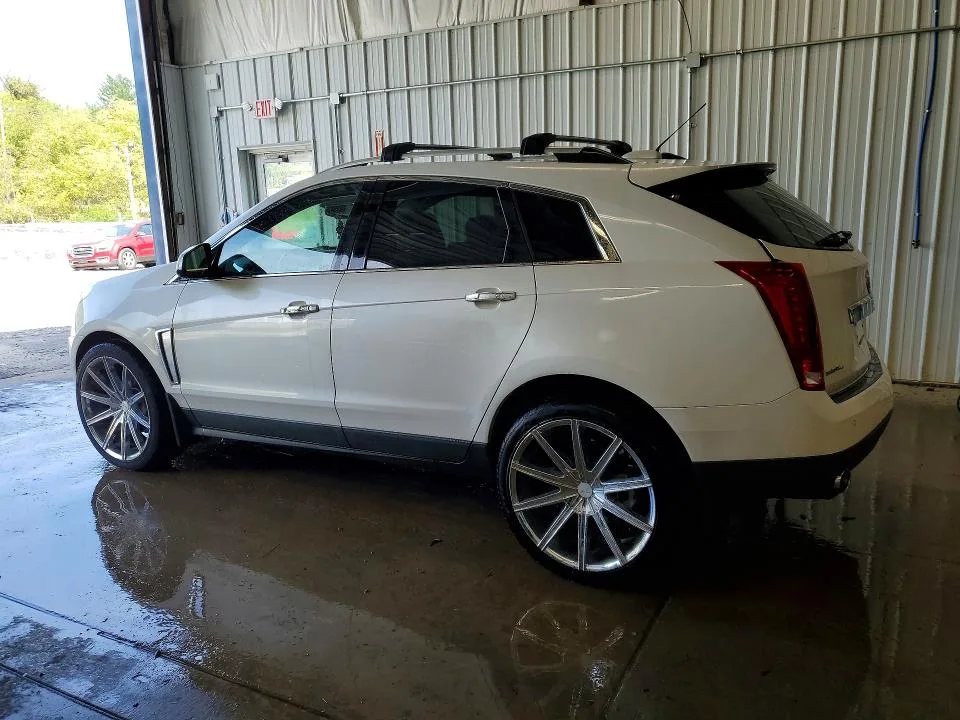 3GYFNEE30GS551988 — 2016 CADILLAC SRX photo 2