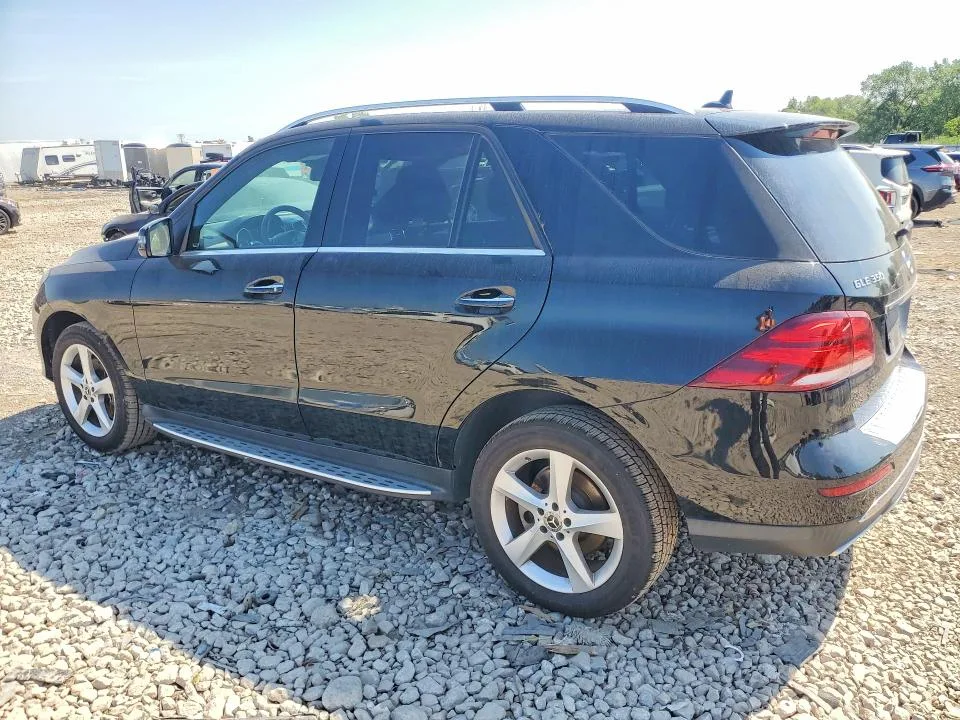 4JGDA5HBXJB005533 — 2018 MERCEDES-BENZ GLE photo 2