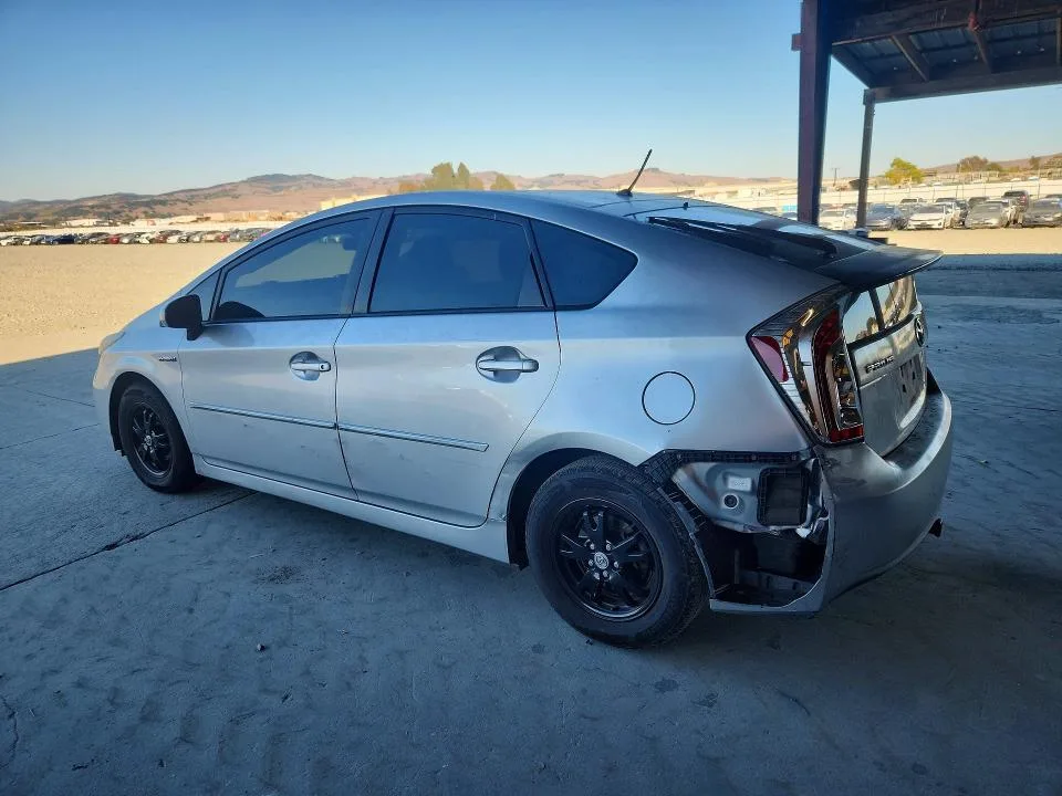 JTDKN3DU8C5391771 — 2012 TOYOTA PRIUS photo 2