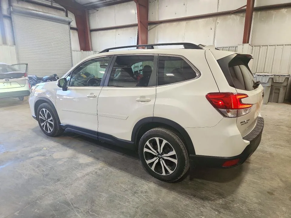 JF2SKASC5KH407091 — 2019 SUBARU FORESTER photo 2