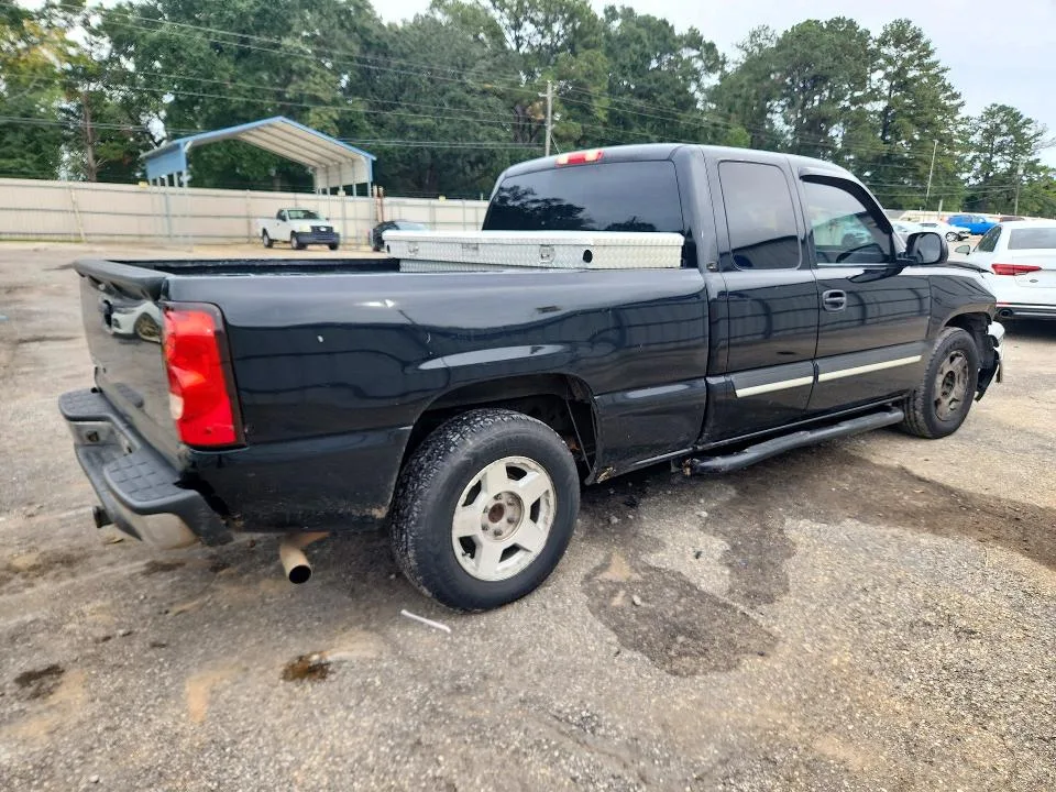2GCEC19Z061307962 — 2006 CHEVROLET SILVERADO photo 3