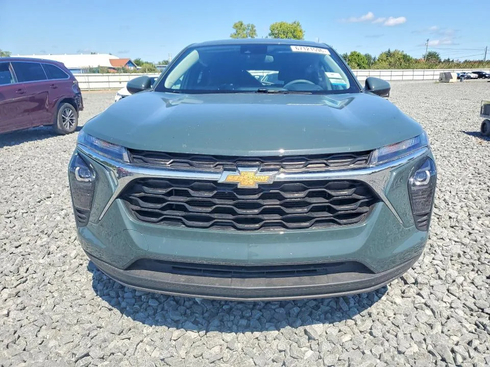 KL77LFEP2SC156585 — 2025 CHEVROLET TRAX photo 5