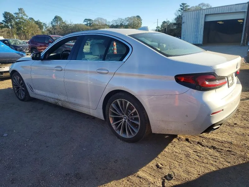 WBA53BH03MCF13647 — 2021 BMW 530 photo 2