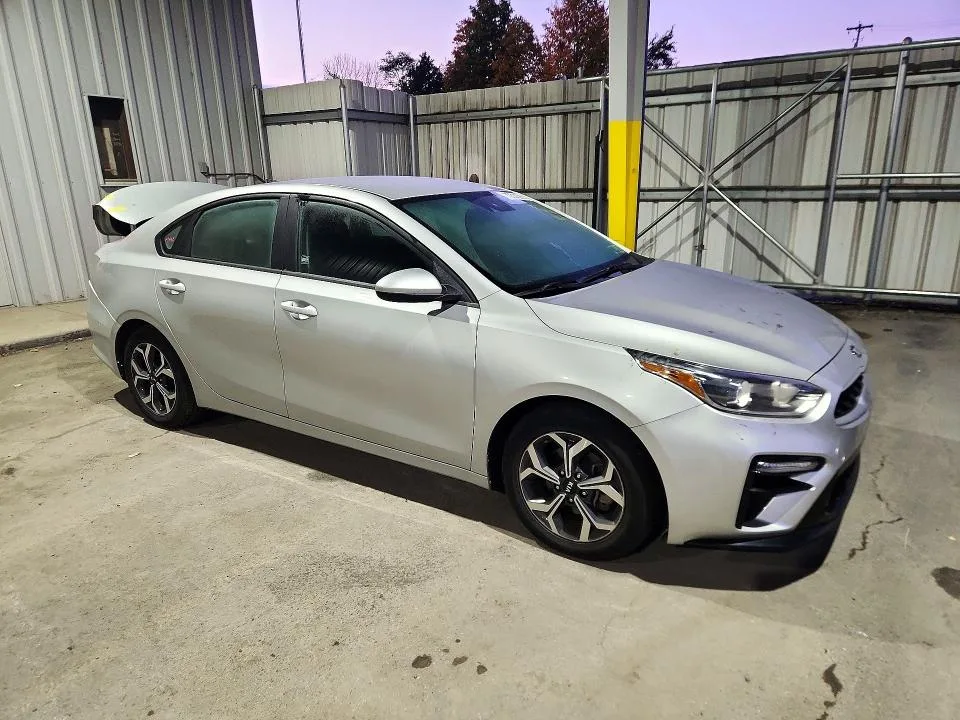 3KPF24AD0LE155074 — 2020 KIA FORTE photo 4