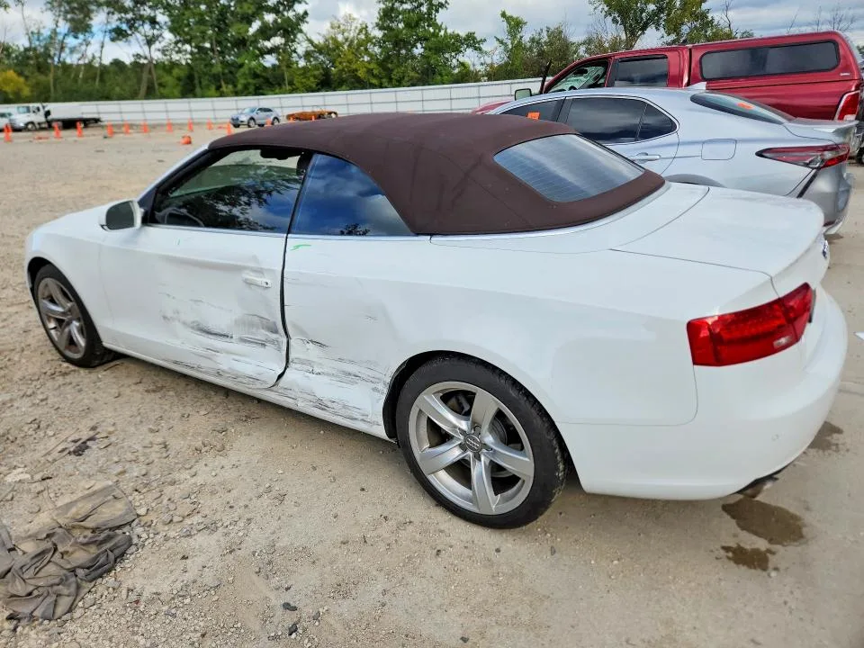 WAULFAFH2DN007634 — 2013 AUDI A5 photo 2
