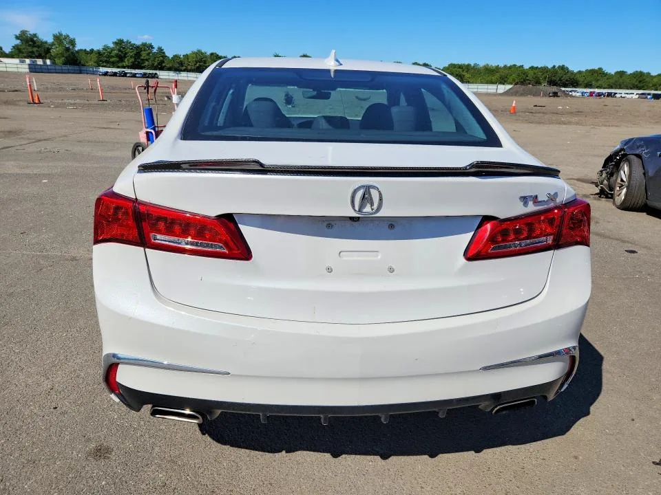 19UUB1F38FA006068 — 2020 ACUR TLX photo 6