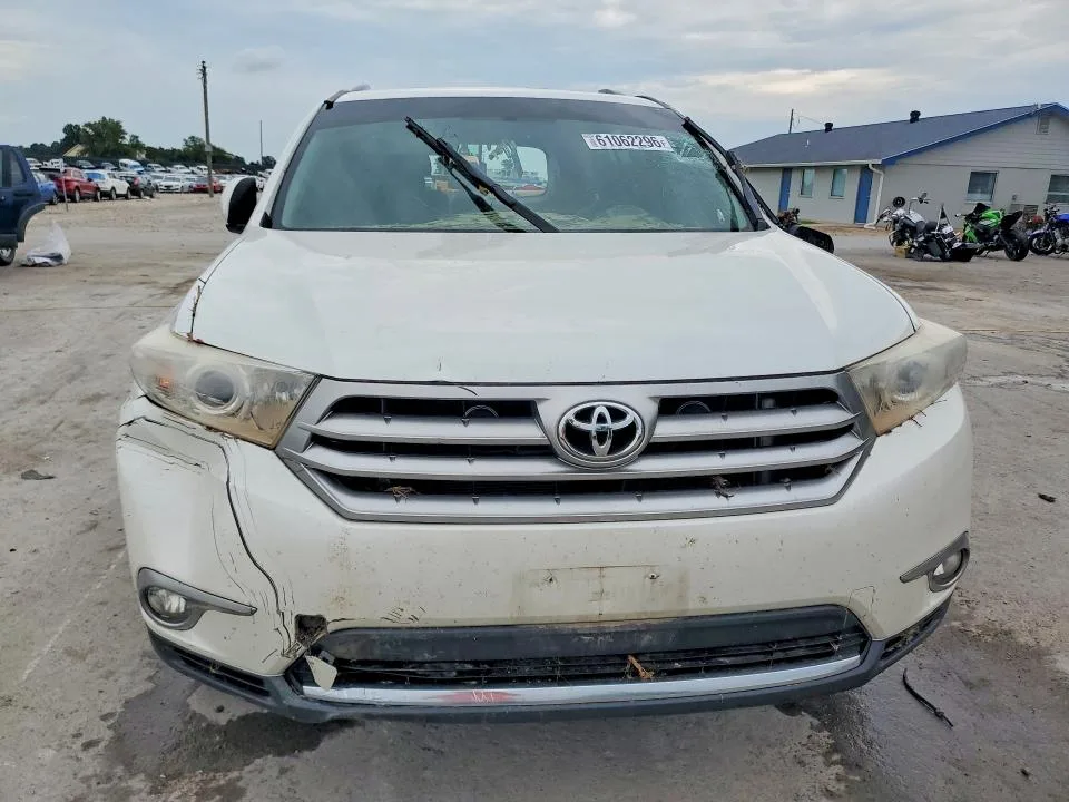 5TDBK3EH4DS264277 — 2013 TOYOTA HIGHLANDER photo 5