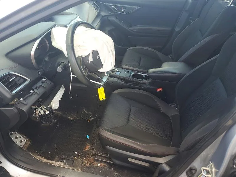 4S3GTAL62H3746018 — 2017 SUBARU IMPREZA photo 7