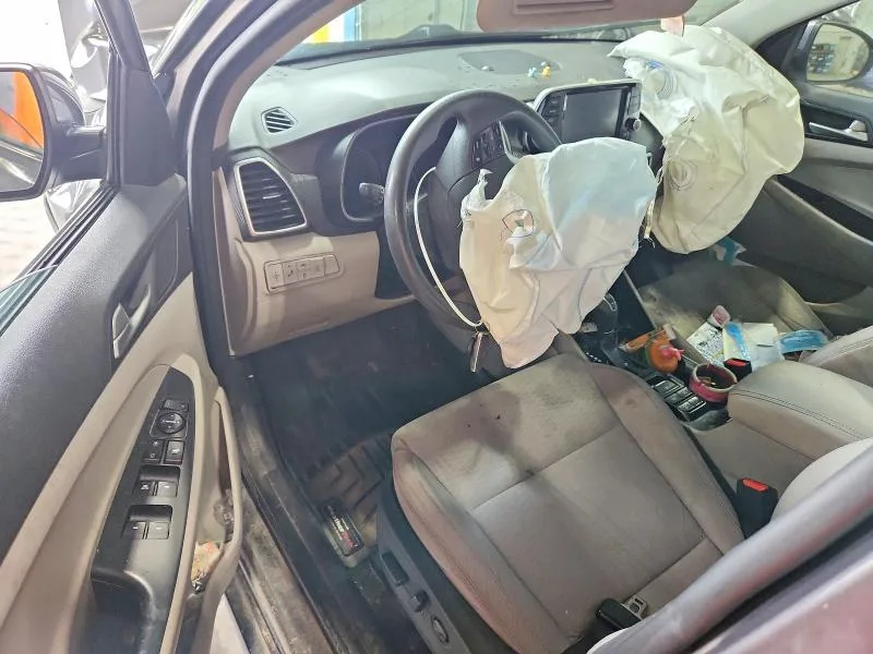 KM8J3CA41MU335146 — 2021 HYUNDAI TUCSON photo 8