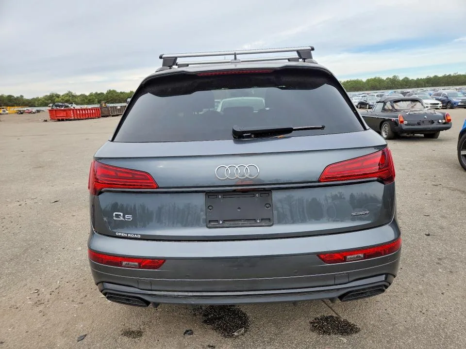 WA1GAAFY7S2052466 — 2025 AUDI Q5 photo 6