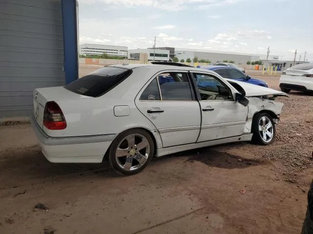 WDBHA24G7YA847217 — 2000 MERCEDES-BENZ C photo 3