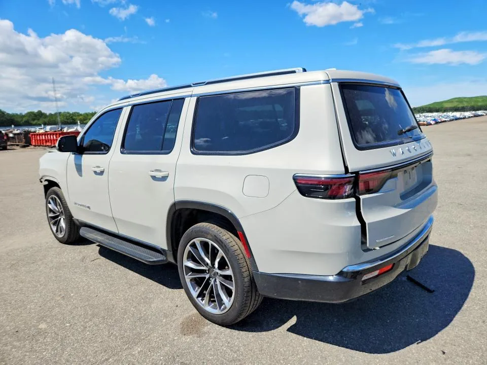 1C4SJVBT9NS130008 — 2022 JEEP WAGONEER photo 2