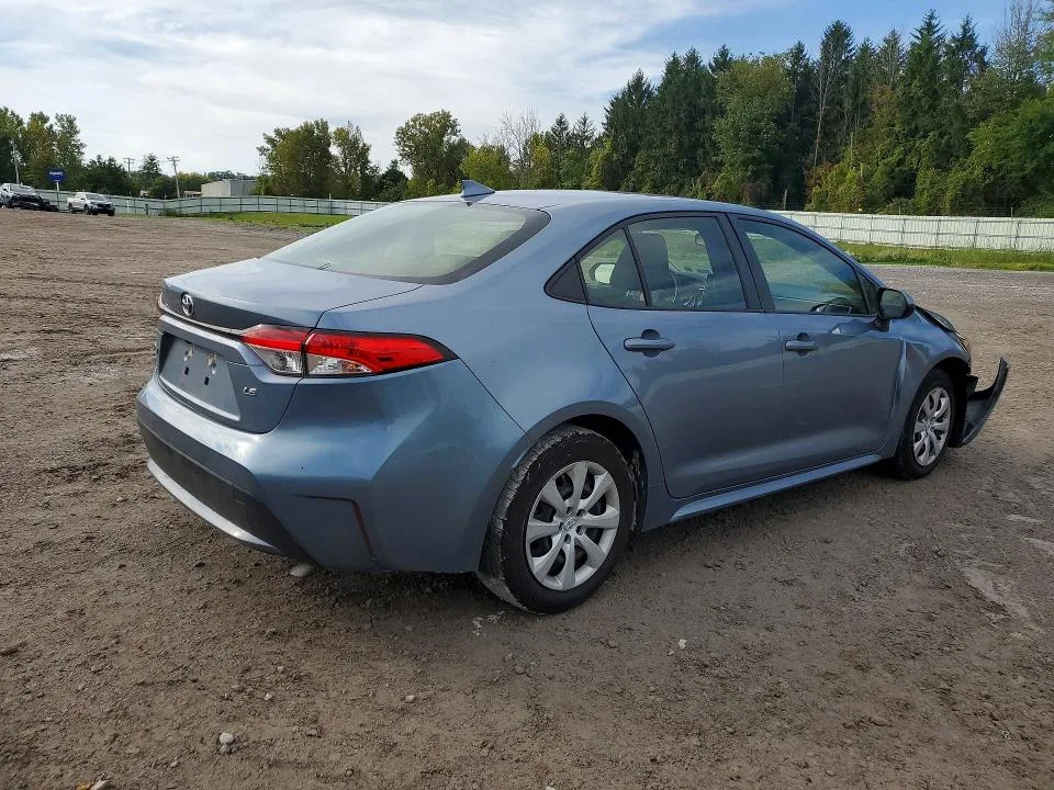 JTDEPMAE9MJ172529 — 2021 TOYOTA COROLLA photo 3
