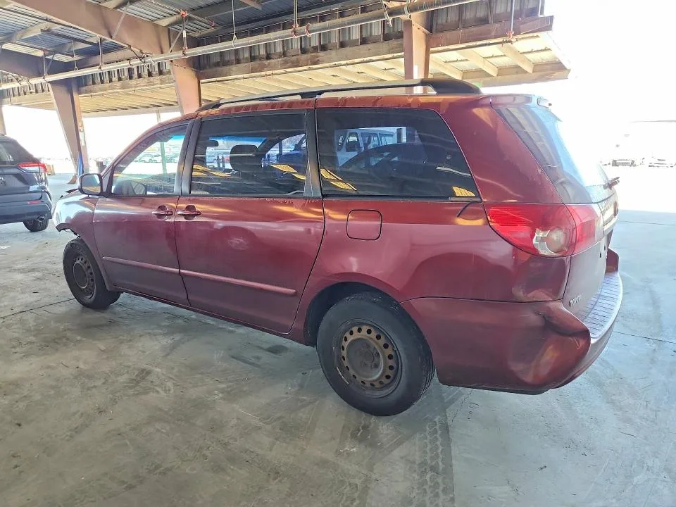 5TDZK23C58S143604 — 2008 TOYOTA SIENNA photo 2