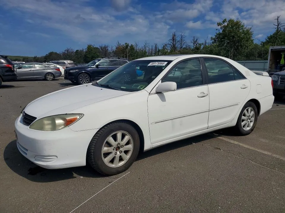 4T1BF32K92U033108 — 2002 TOYOTA CAMRY photo 1