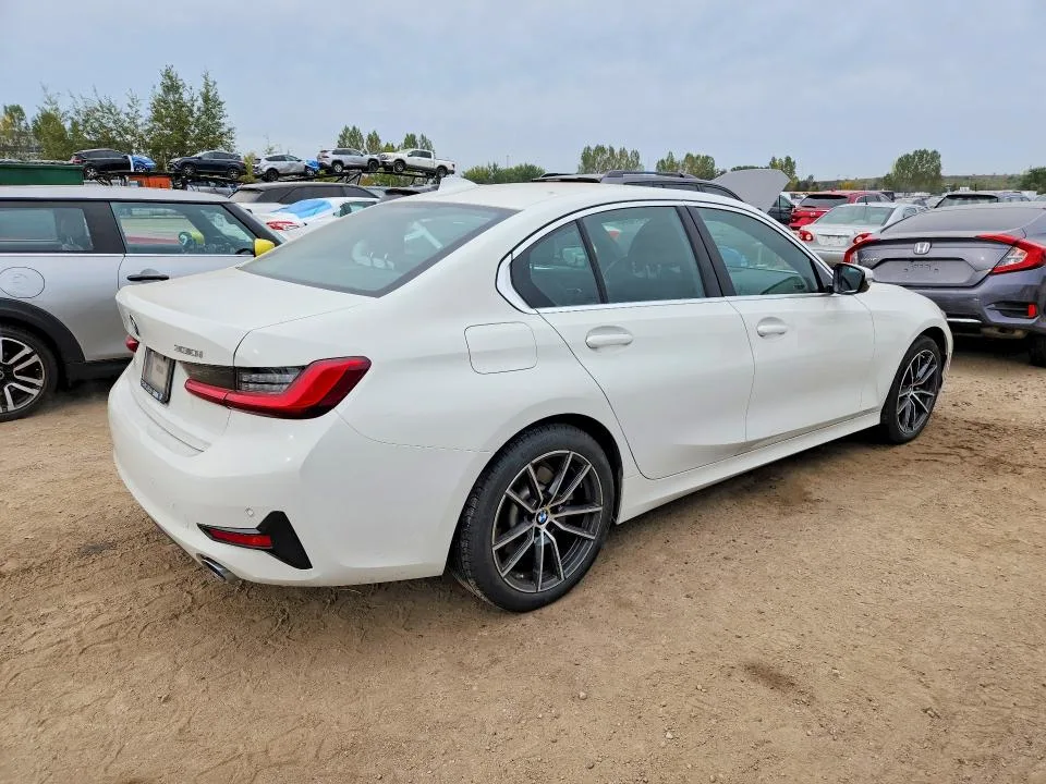 3MW5R7J0XM8B55117 — 2021 BMW 330I photo 3