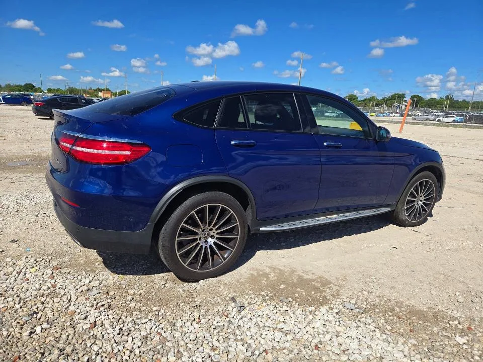 WDC0J4KB1JF423987 — 2018 MERCEDES-BENZ GLC COUPE photo 3