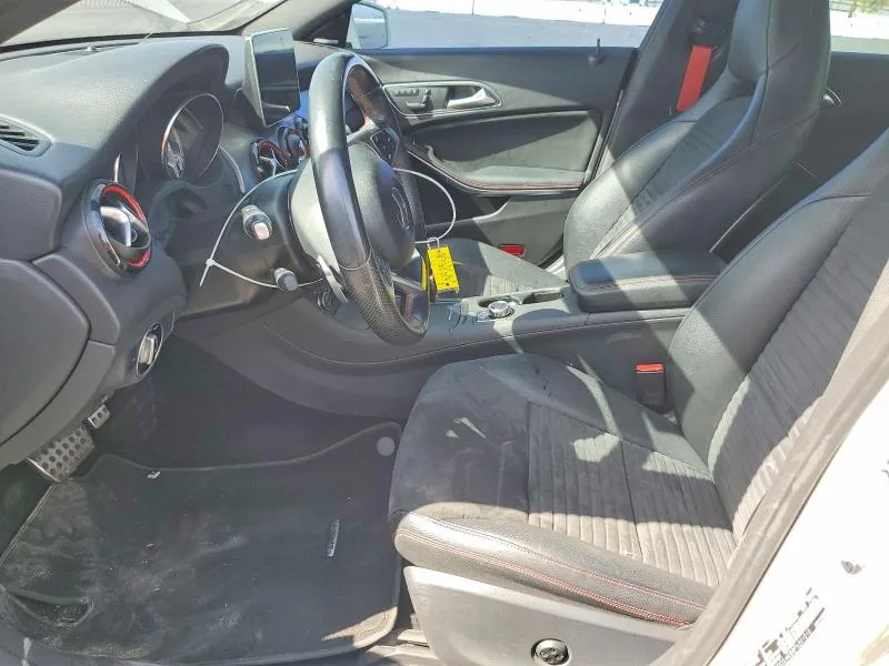 WDDSJ4EB8FN201010 — 2015 MERCEDES-BENZ CLA photo 7
