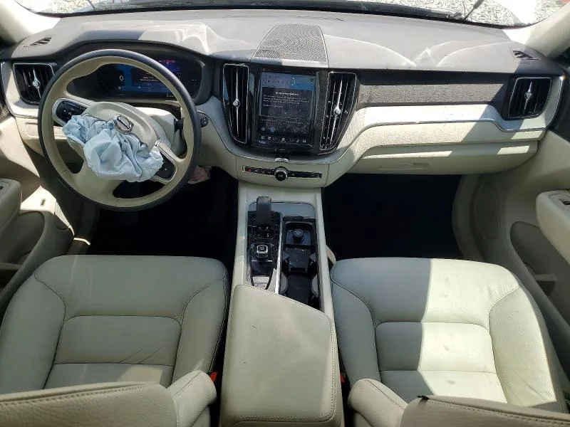 YV4H60RCXS1049764 — 2025 VOLVO XC60 photo 8