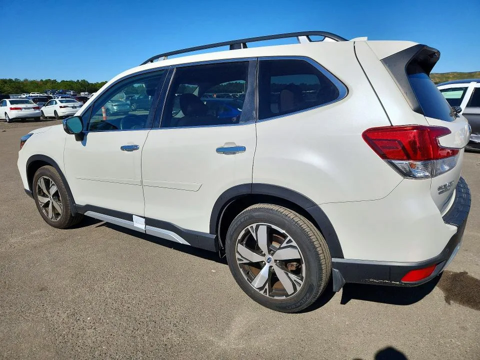 JF2SKAWC9KH459558 — 2019 SUBARU FORESTER photo 2