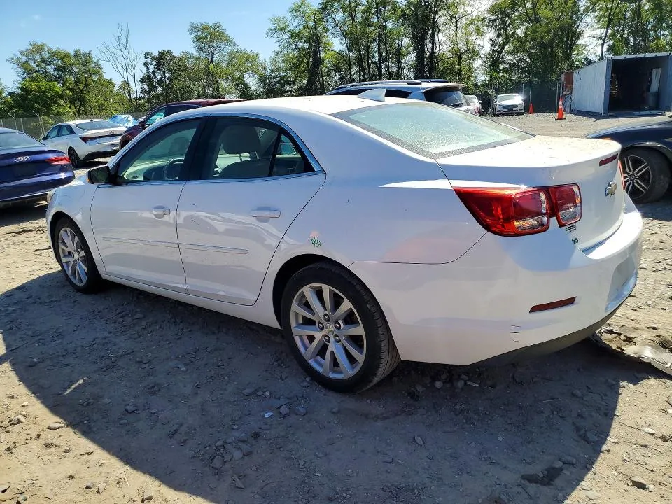 1G11D5SL1FU127556 — 2015 CHEVROLET MALIBU photo 2