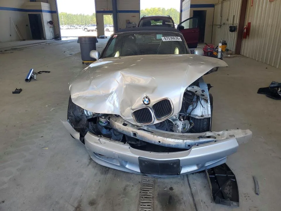 WBACH72090LD12912 — 1999 BMW Z3 photo 5