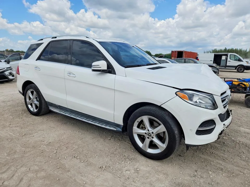 4JGDA5JB0HA959752 — 2017 MERCEDES-BENZ GLE photo 4
