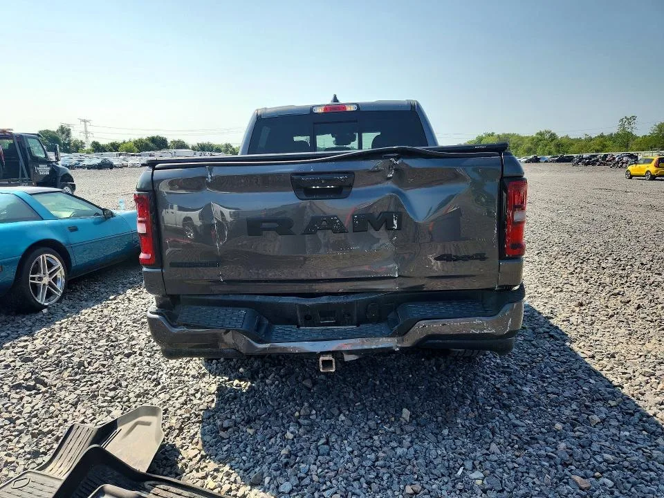 1C6RRFFG4SN704445 — 2025 RAM 1500 photo 6