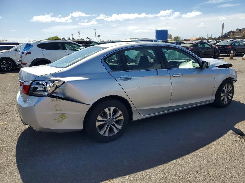 1HGCR2F36FA059428 — 2015 HONDA ACCORD photo 3