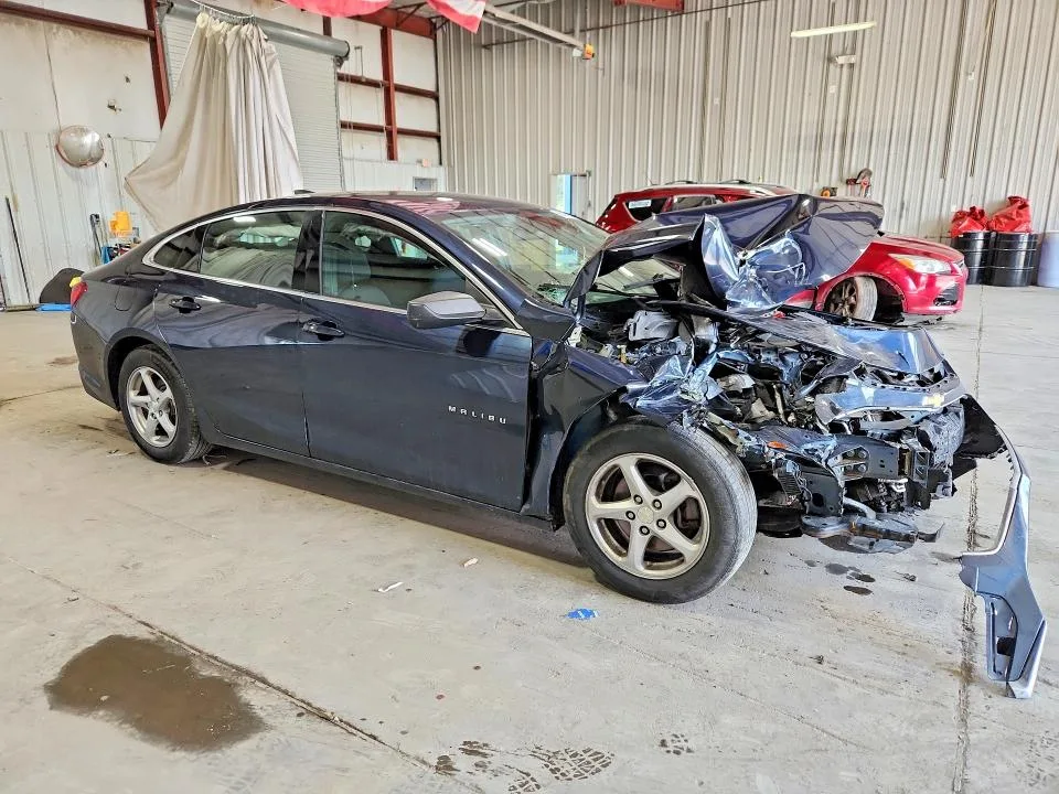 1G1ZB5ST4JF199289 — 2018 CHEVROLET MALIBU photo 4