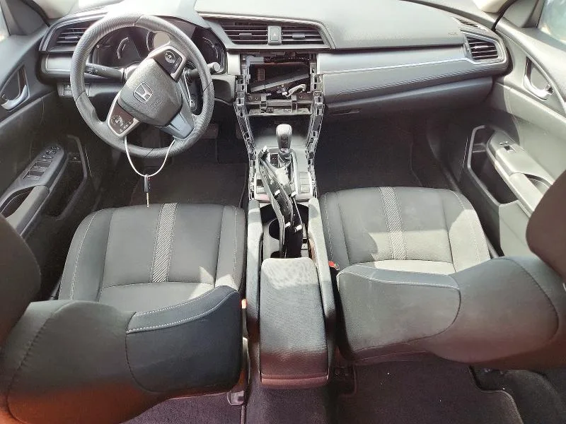 2HGFC2F53JH607637 — 2018 HONDA CIVIC photo 8