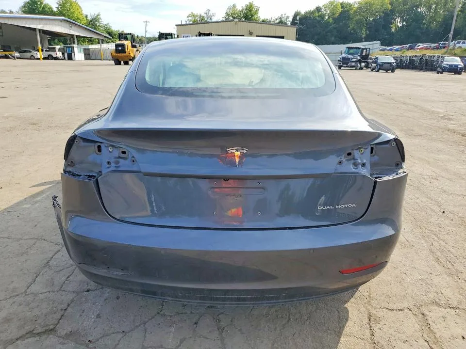 5YJ3E1EB7JF100498 — 2018 TESLA MODEL 3 photo 6
