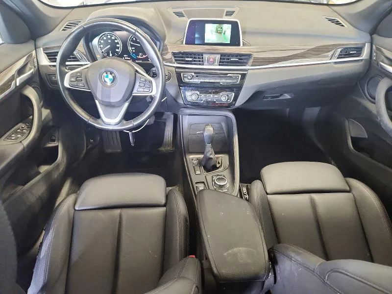 WBXHT3C34J5L33469 — 2018 BMW X1 photo 8