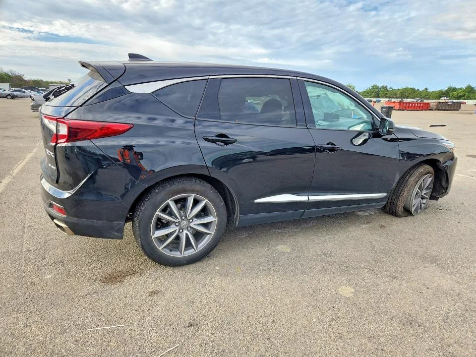5J8TC2H53RL027142 — 2024 ACURA RDX photo 3