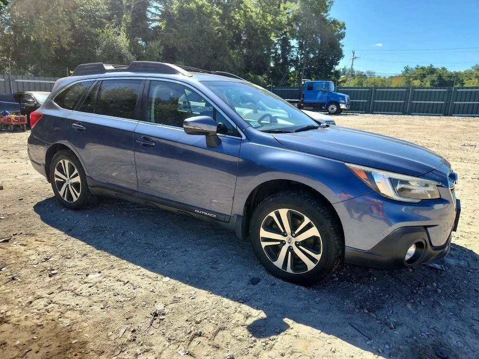 4S4BSENCXJ3358012 — 2018 SUBARU OUTBACK photo 4