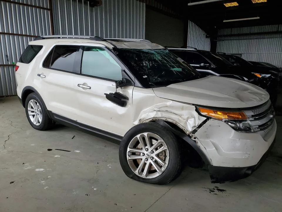 1FM5K7D87FGC40005 — 2015 FORD EXPLORER photo 4