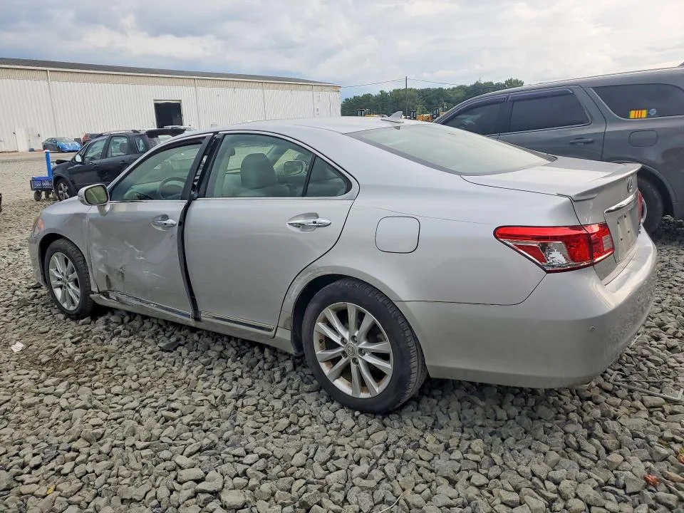 JTHBK1EG0C2499923 — 2012 LEXUS ES photo 2