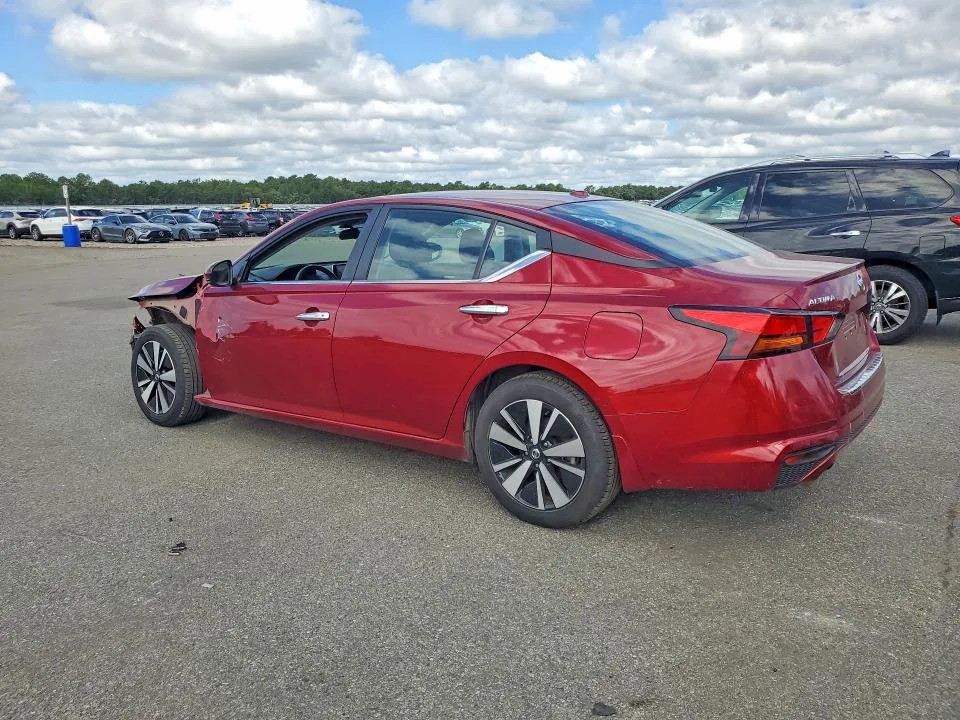 1N4BL4DVXMN400806 — 2021 NISSAN ALTIMA photo 2