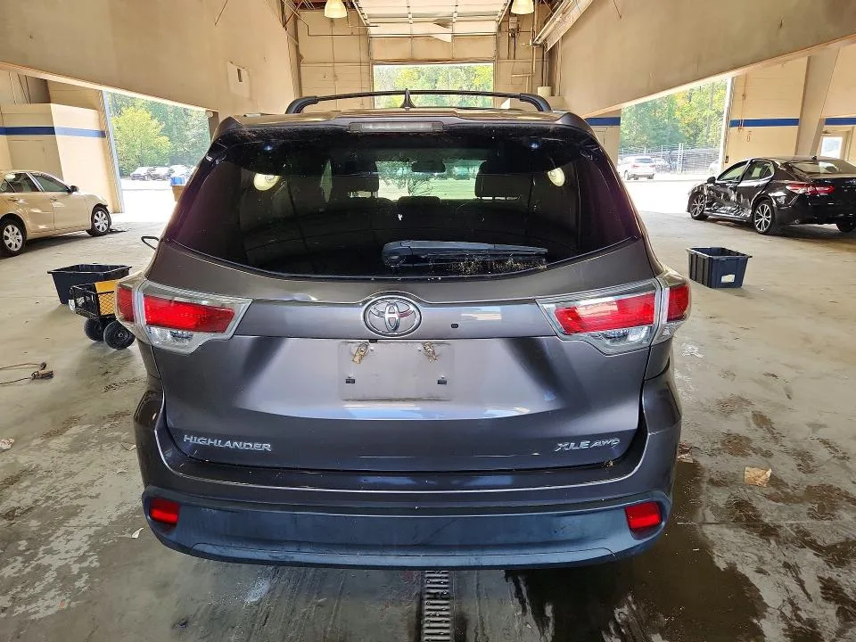 5TDJKRFH1GS310231 — 2016 TOYOTA HIGHLANDER photo 6