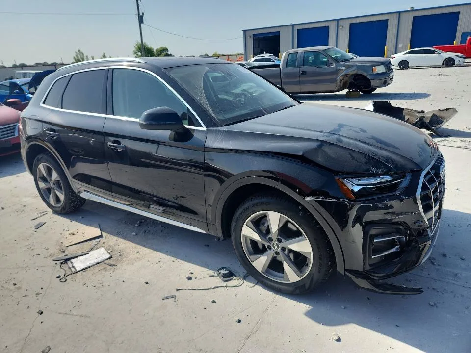 WA1BBAFY1N2120479 — 2022 AUDI Q5 photo 4
