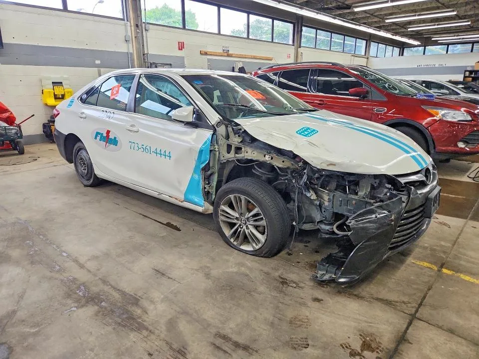 4T1BD1FK1FU172725 — 2015 TOYOTA CAMRY photo 4