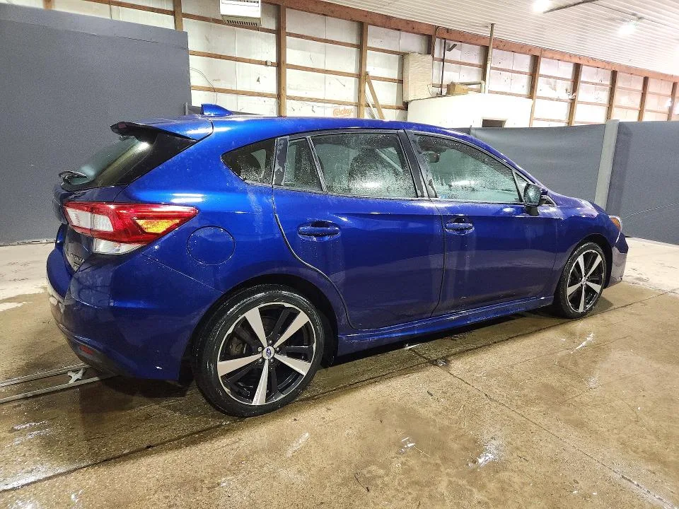 4S3GTAM66H3710105 — 2017 SUBARU IMPREZA photo 3